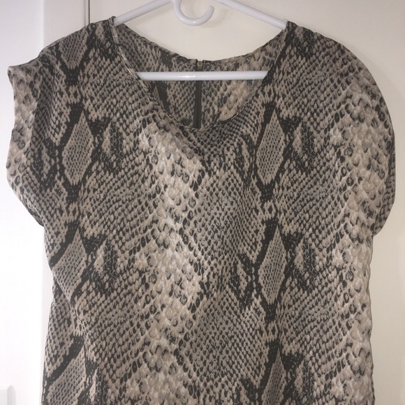 Blouse - Picture 2 of 2